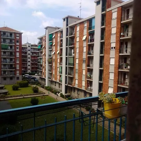 Casa Vacanze In Affitto Zona Bicocca Apartment *